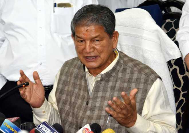 पूर्व मुख्यमंत्री हरीश रावत ने उत्तराखंड के नशे के बारे में भी चिंता जताई, और कहा कि प्रदेश सरकार ने शराब को घर-घर पहुंचाने का प्रयास किया जा रहा है, पूर्व मुख्यमंत्री हरीश रावत ने उत्तराखंड के नशे के बारे में भी चिंता जताई, और कहा कि प्रदेश सरकार ने शराब को घर-घर पहुंचाने का प्रयास किया जा रहा है,