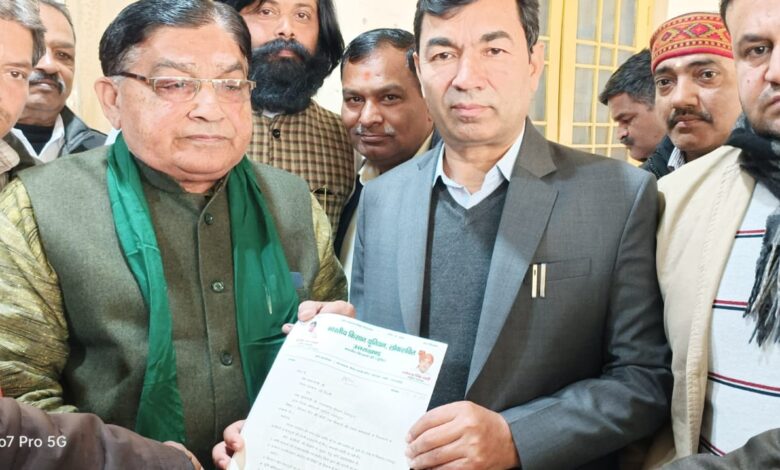 भाकियू लोकशक्ति उत्तराखंड ने डीएम के माध्यम से मुख्यमंत्री धामी को सौंपा 29 सूत्रीय ज्ञापन, भाकियू लोकशक्ति उत्तराखंड ने डीएम के माध्यम से मुख्यमंत्री धामी को सौंपा 29 सूत्रीय ज्ञापन,