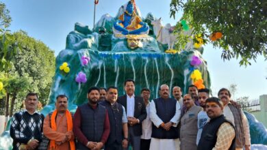 कांग्रेस प्रदेश उपाध्यक्ष ने शिवालयों में पहुंच जलाभिषेक के साथ लोगों को दी बधाई  आदि योगी भगवान शिव के दरबार में किसी से भेदभाव नहीं- धस्माना