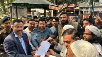 देहरादून:- मुस्लिम सेवा संगठन ने दिल्ली इंदरलोक इलाक़ा में नमाज़ियों को लात मारने की घटना को लेकर ज़िलाधिकारी के माध्यम से माननीय राष्ट्रपति के नाम सौंपा ज्ञापन: रिपोर्ट