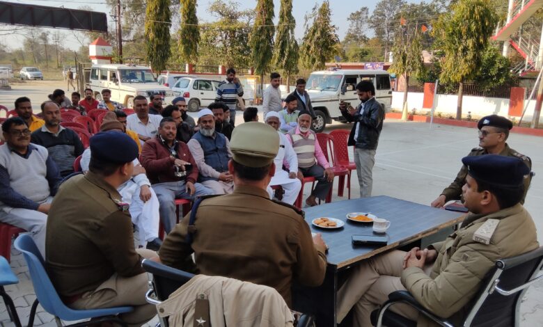 आगामी रमजान तथा ईद-उल-फितर के पर्व के दृष्टिगत वरिष्ठ पुलिस अधीक्षक देहरादून द्वारा सभी क्षेत्राधिकारियों तथा थाना प्रभारियों को अपने-अपने सर्किल/ थाना क्षेत्रों में सीएलजी मेंबर्स तथा पीस कमेटी के सदस्यों के साथ बैठक आयोजित करने के निर्देश दिए गए है। आगामी रमजान तथा ईद-उल-फितर के पर्व के दृष्टिगत वरिष्ठ पुलिस अधीक्षक देहरादून द्वारा सभी क्षेत्राधिकारियों तथा थाना प्रभारियों को अपने-अपने सर्किल/ थाना क्षेत्रों में सीएलजी मेंबर्स तथा पीस कमेटी के सदस्यों के साथ बैठक आयोजित करने के निर्देश दिए गए है।