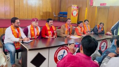 जोनसार बावर क्षेत्र में ग़ैर जोनसारी का अवैध क़ब्ज़ों के संबंध में अवगत कराया गया तथा ज़िलाधिकारी देहरादून को भी एक ठोस शिकायत पत्र दिया गया।