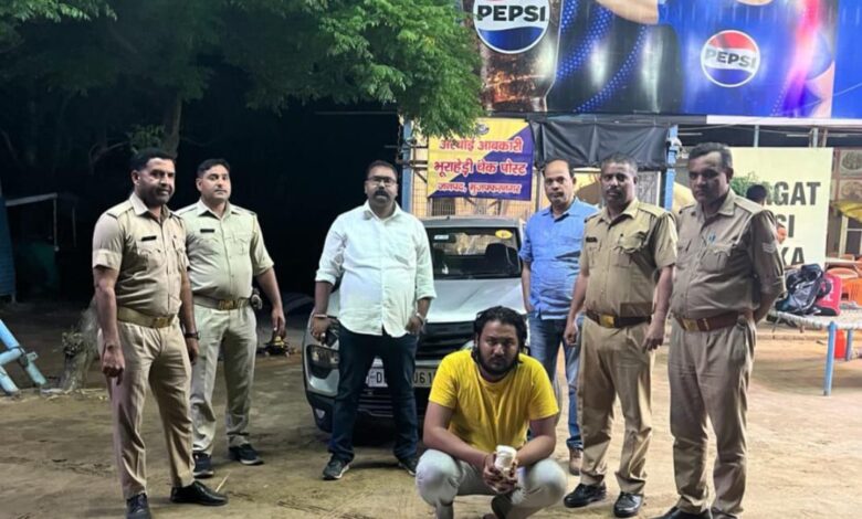 लोकसभा चुनाव की आचार संहिता लगते ही पुलिस प्रशासन व आबकारी विभाग मुस्तेदी का साथ रख रहा नजर, लोकसभा चुनाव की आचार संहिता लगते ही पुलिस प्रशासन व आबकारी विभाग मुस्तेदी का साथ रख रहा नजर,