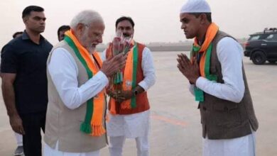 गनी ने पीएम मोदी के मुस्लिम समुदाय पर बयान पर जताया था ऐतराज : बीकानेर भाजपा अल्पसंख्यक मोर्चा के अध्यक्ष उस्मान गनी को भाजपा ने पार्टी से 6 साल के लिए किया निष्कासित