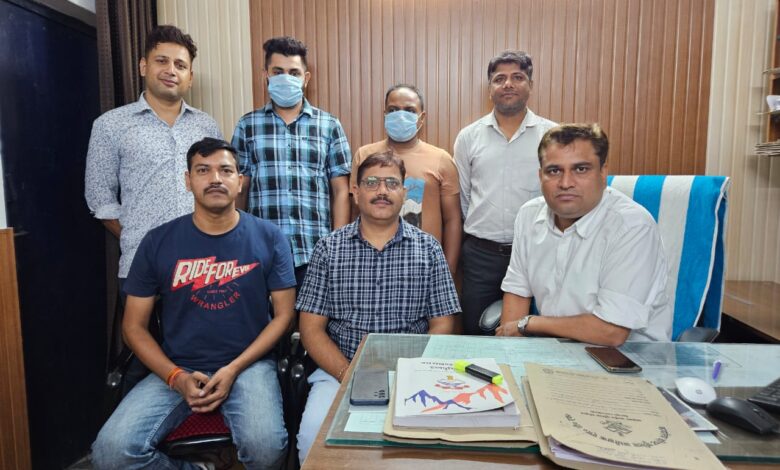 ऑनलाइन धोखाधड़ी करने वाले दो शातिरो को एसटीएफ ने दबोचा ऑनलाइन धोखाधड़ी करने वाले दो शातिरो को एसटीएफ ने दबोचा