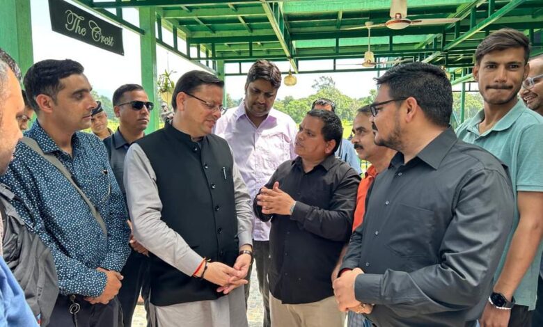 राजधानी देहरादून में इलेक्ट्रॉनिक मीडिया के पत्रकारों ने मुख्यमंत्री श्री पुष्कर सिंह धामी से मुलाकात की। राजधानी देहरादून में इलेक्ट्रॉनिक मीडिया के पत्रकारों ने मुख्यमंत्री श्री पुष्कर सिंह धामी से मुलाकात की।