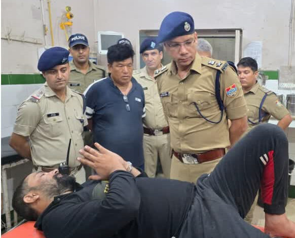हिस्ट्रीशीटर के पैर में लगी गोली, दूसरे की तलाश तेज हिस्ट्रीशीटर के पैर में लगी गोली, दूसरे की तलाश तेज