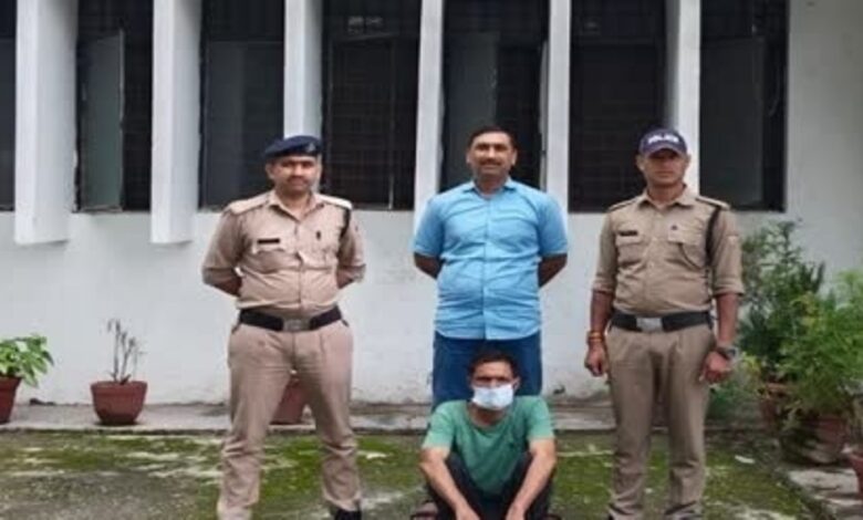 गोमांस की तस्करी मामले में सहारनपुर से आरोपी गिरफ्तार गोमांस की तस्करी मामले में सहारनपुर से आरोपी गिरफ्तार