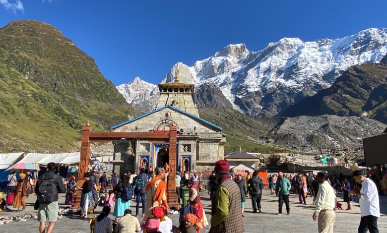 तिरुपति बालाजी की घटना से केदारनाथ तीर्थ पुरोहित समाज में आक्रोश तिरुपति बालाजी की घटना से केदारनाथ तीर्थ पुरोहित समाज में आक्रोश