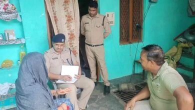 प्रेम प्रसंग से नाराज छोटे भाई ने बड़ी बहन का रेता गला
