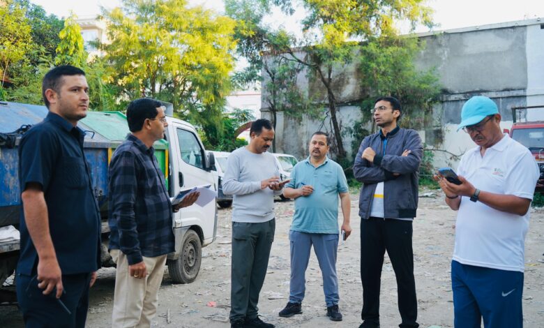 सफाई कंपनी पर लगाया डीएम ने लगाया भारी भरकम जुर्माना सफाई कंपनी पर लगाया डीएम ने लगाया भारी भरकम जुर्माना
