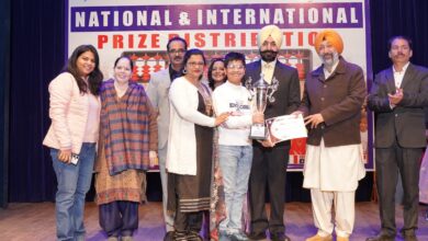 पंजाब कला भवन, चंडीगढ़ में एक भव्य पुरस्कार वितरण समारोह आयोजित किया गया जिसमें उत्तराखंड के 8 छात्रों को राष्ट्रीय और अंतर्राष्ट्रीय विजेता घोषित किया गया।