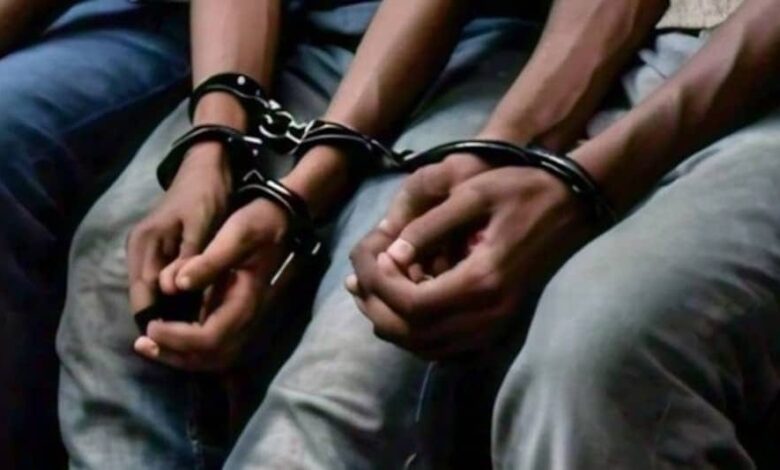 UP: सड़क हादसे के नाम पर दो हत्याएं कर बीमा राशि हड़पने वाला गैंग बेनकाब, सात गिरफ्तार, UP: सड़क हादसे के नाम पर दो हत्याएं कर बीमा राशि हड़पने वाला गैंग बेनकाब, सात गिरफ्तार,