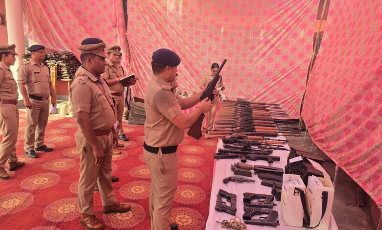 पुलिस अधीक्षक विकासनगर द्वारा किया गया थाना सेलाकुई का अर्धवार्षिक निरीक्षण पुलिस अधीक्षक विकासनगर द्वारा किया गया थाना सेलाकुई का अर्धवार्षिक निरीक्षण