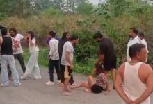 वीडियो: नशे में धुत्त युवक-युवतियों की ये कैसी राजधानी? पथराव और कार से कुचलने की कोशिश,